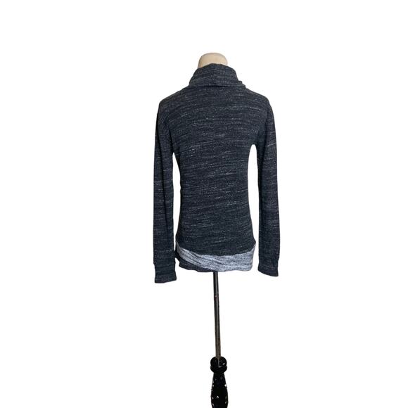 Laila Jayde Gray Turtle Neck Sweater Size XS - Picture 5 of 10